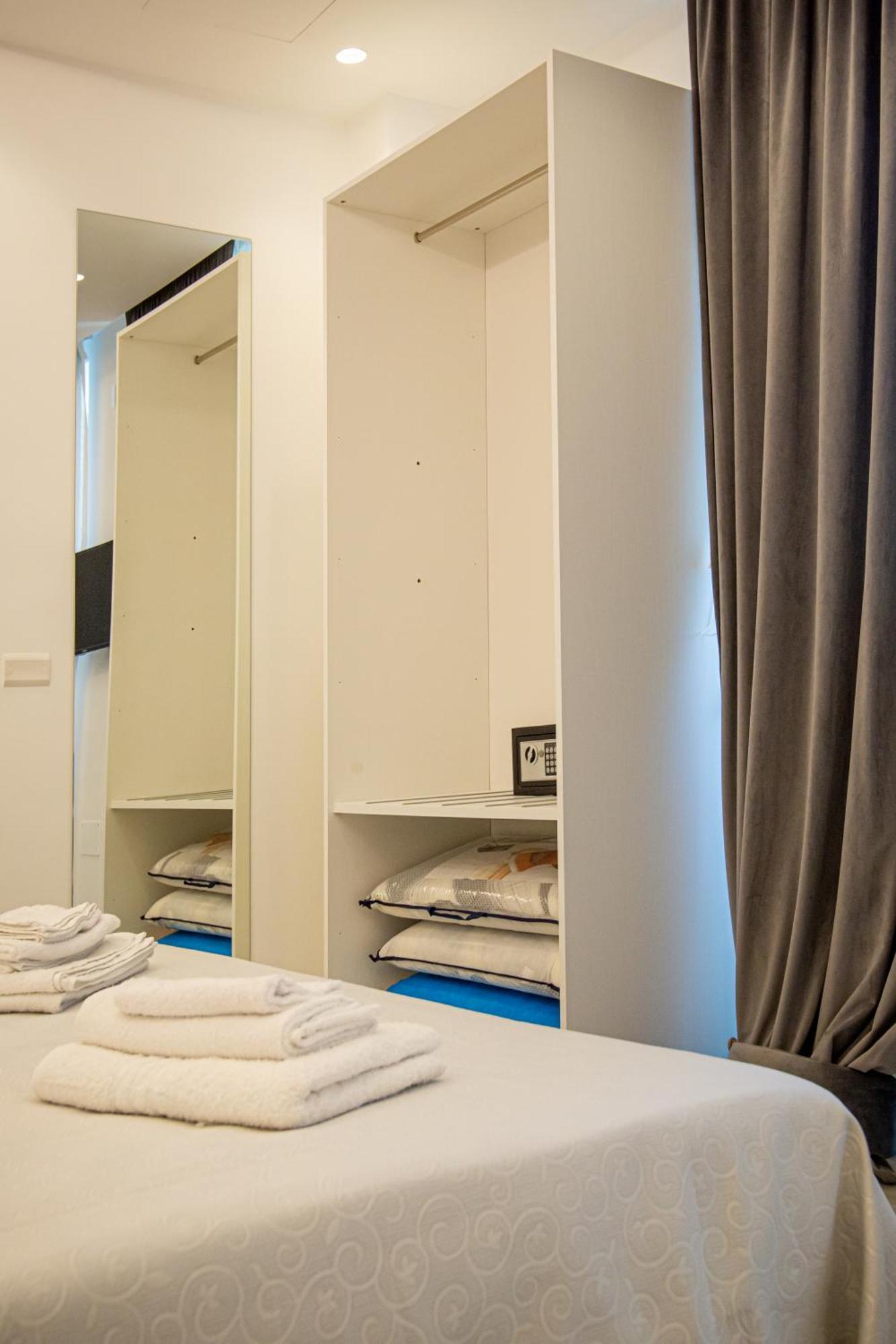 Forever Luxury Rooms Castellammare di Stabia Exteriör bild