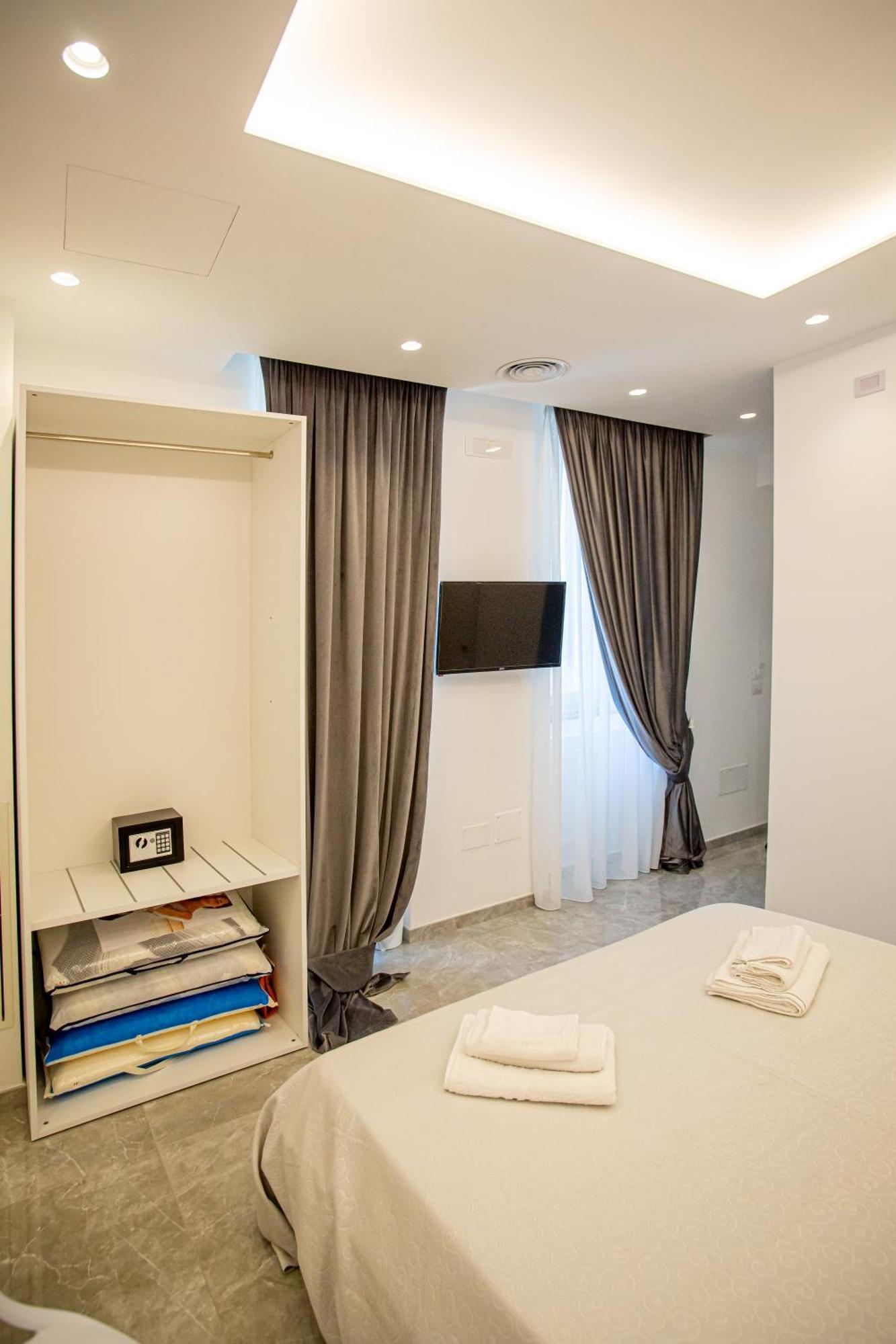 Forever Luxury Rooms Castellammare di Stabia Exteriör bild