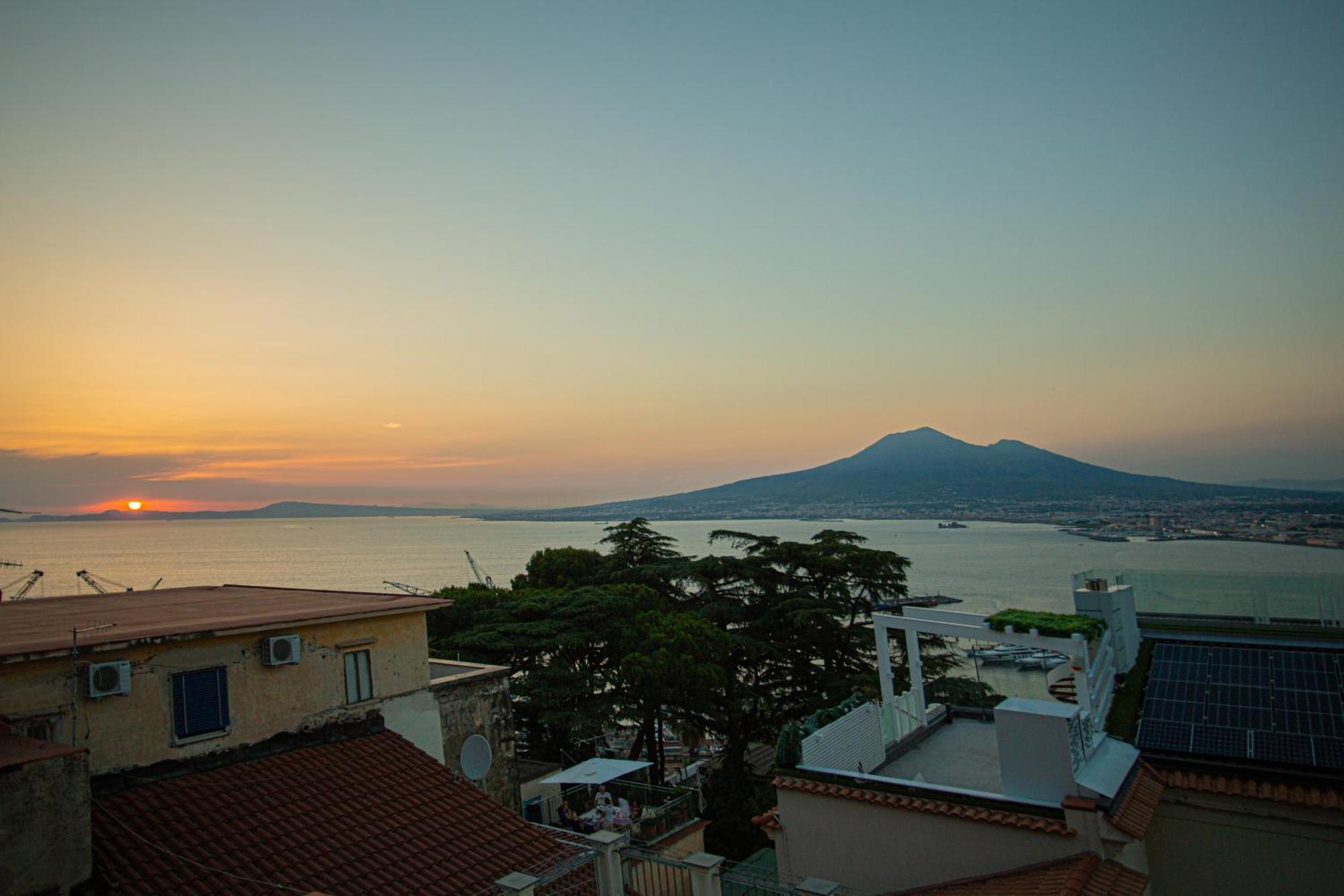 Forever Luxury Rooms Castellammare di Stabia Exteriör bild