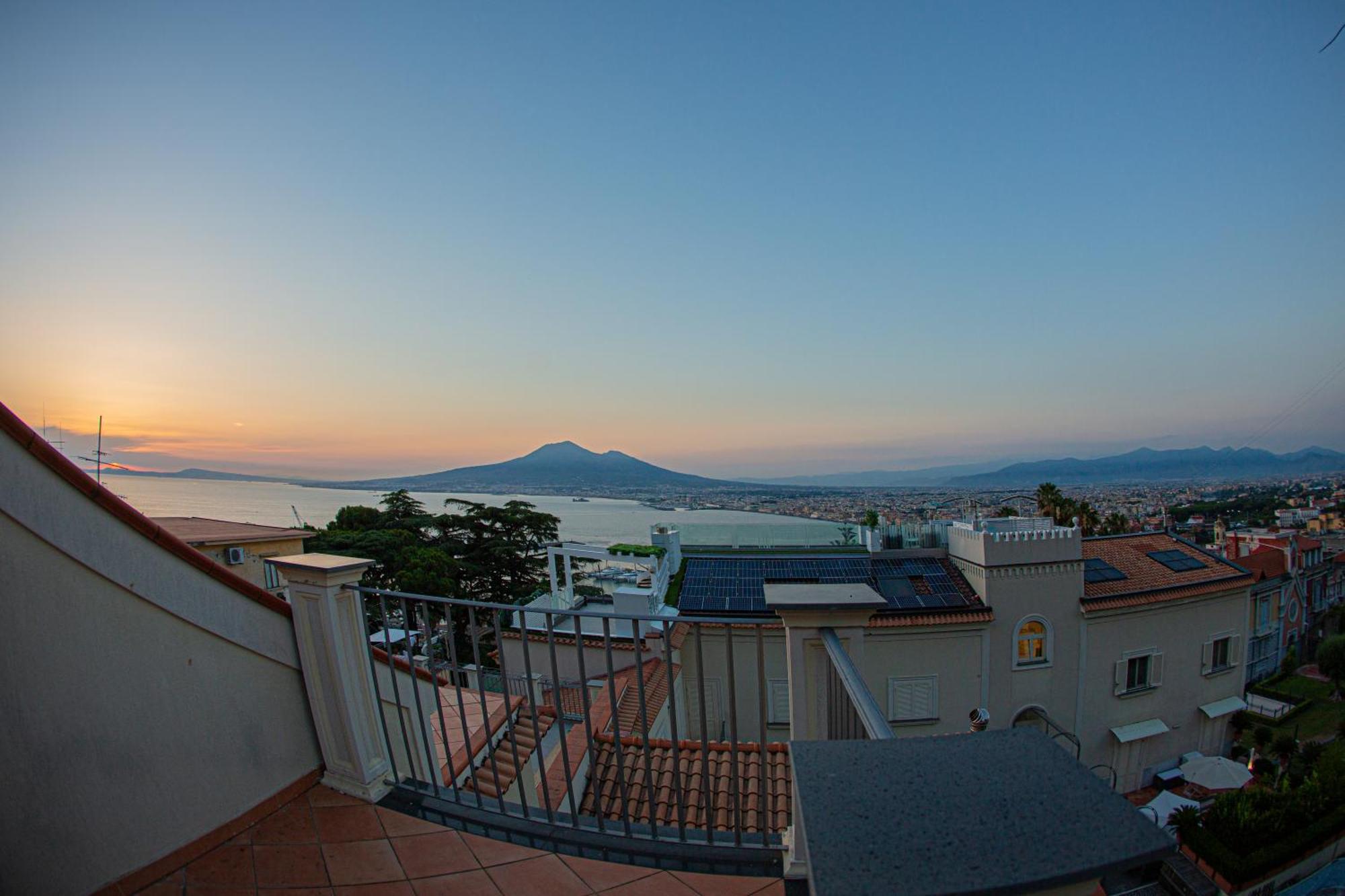 Forever Luxury Rooms Castellammare di Stabia Exteriör bild